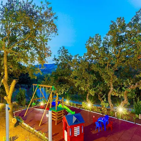 Peaceful Close To Rethymno With Pool וילה